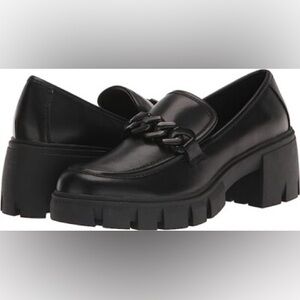 NWT. Madden Girl HOXTONN Black Chunky Chain Lug Loafers | Size 7